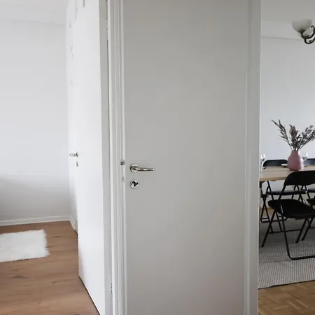 2ndhomes 102m2 Top Floor 3br With Balcony דירה