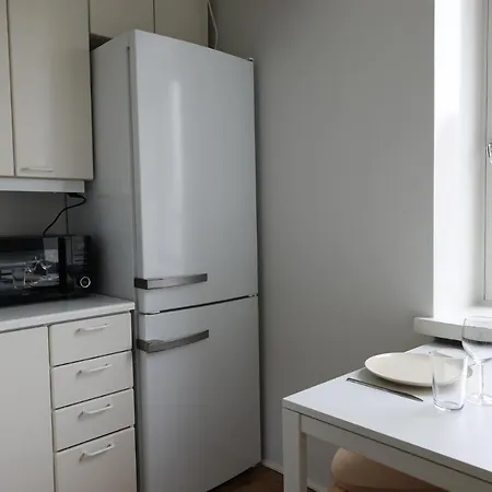 2ndhomes 102m2 Top Floor 3br With Balcony * הלסינקי