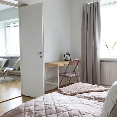 2ndhomes 102m2 Top Floor 3br With Balcony *